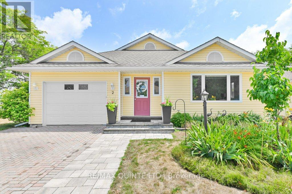 2 HERITAGE DRIVE Property Photo 1