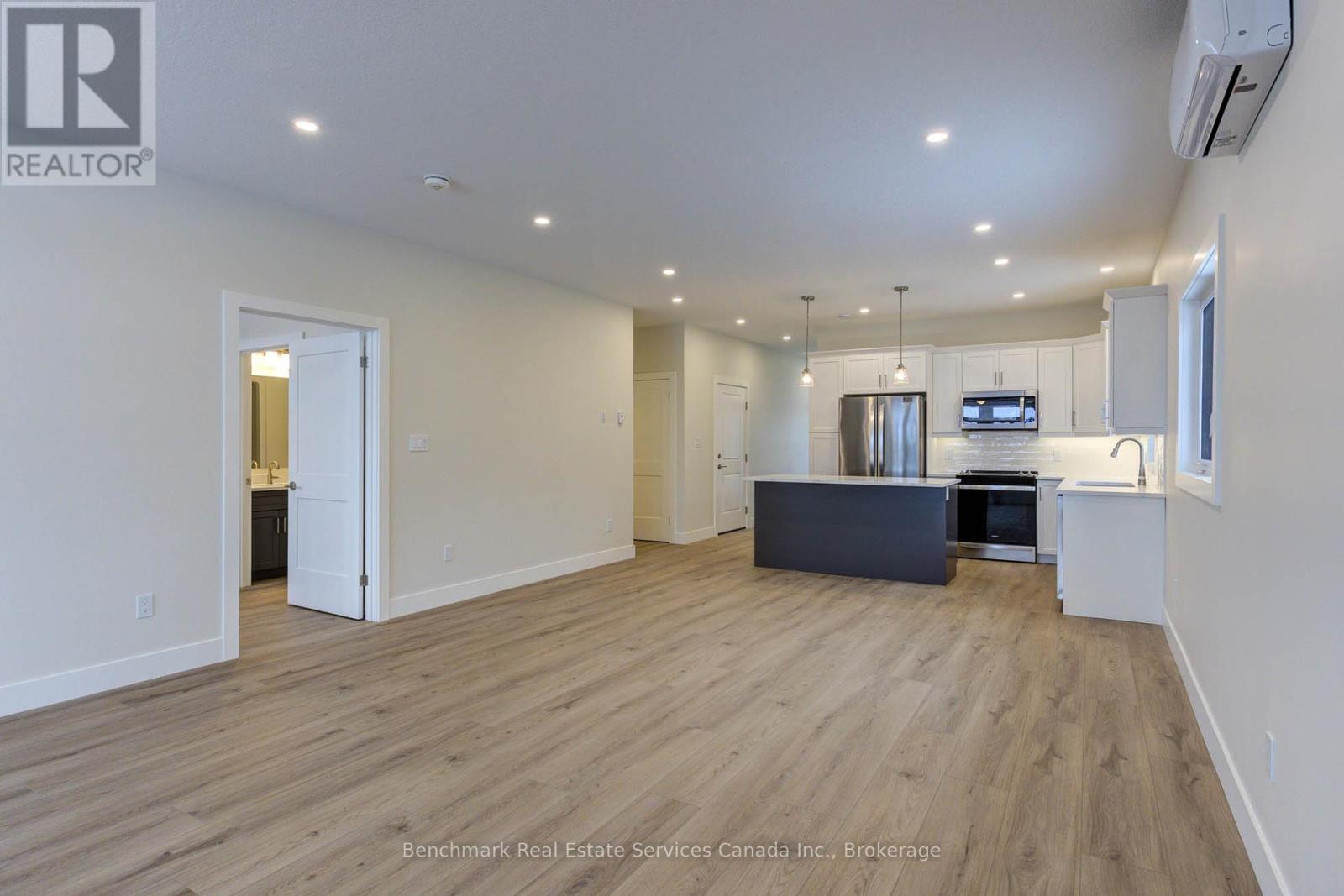 59 Cavalier Crescent Property Photo 15