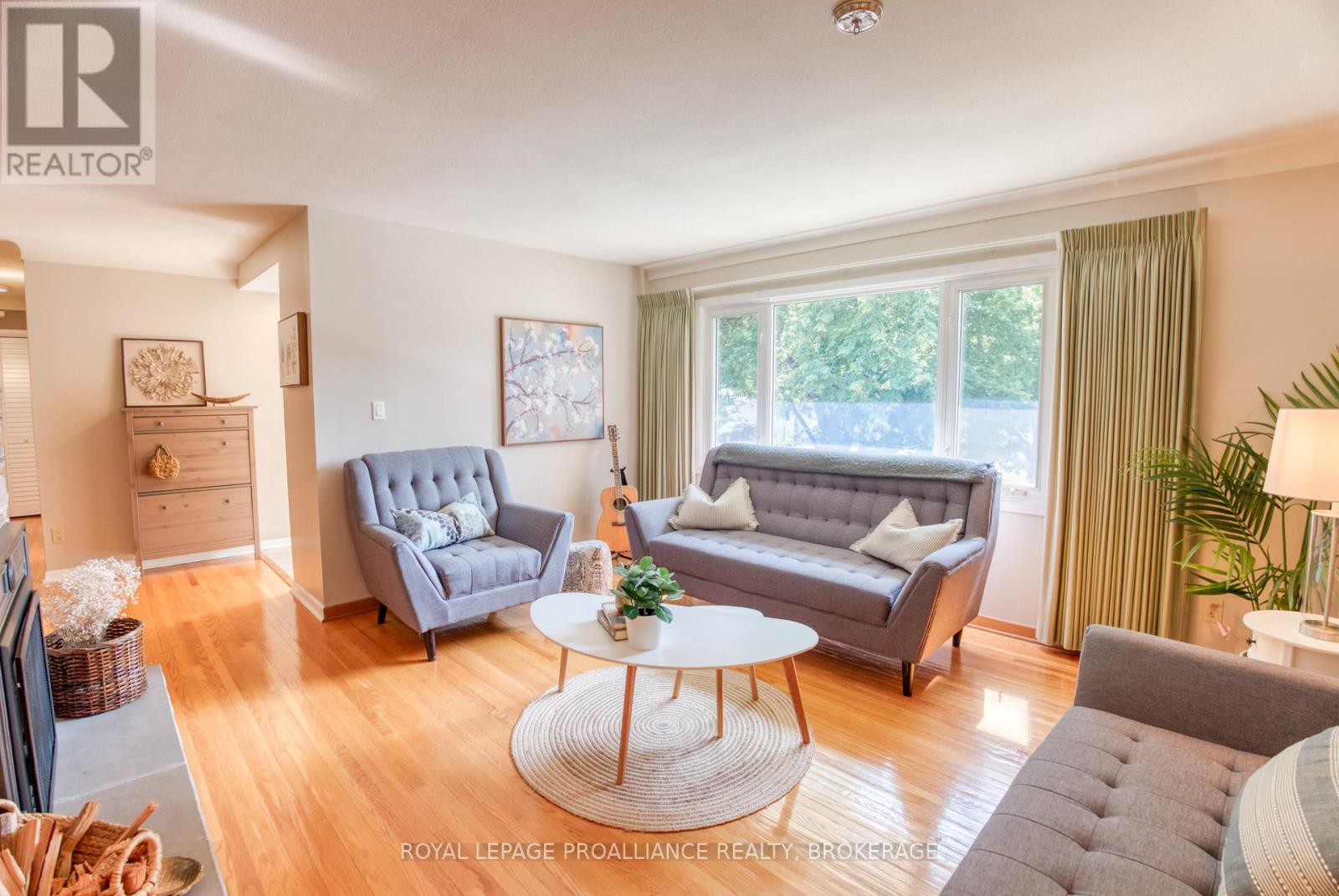 59 Fairway Hill Crescent Property Photo 6