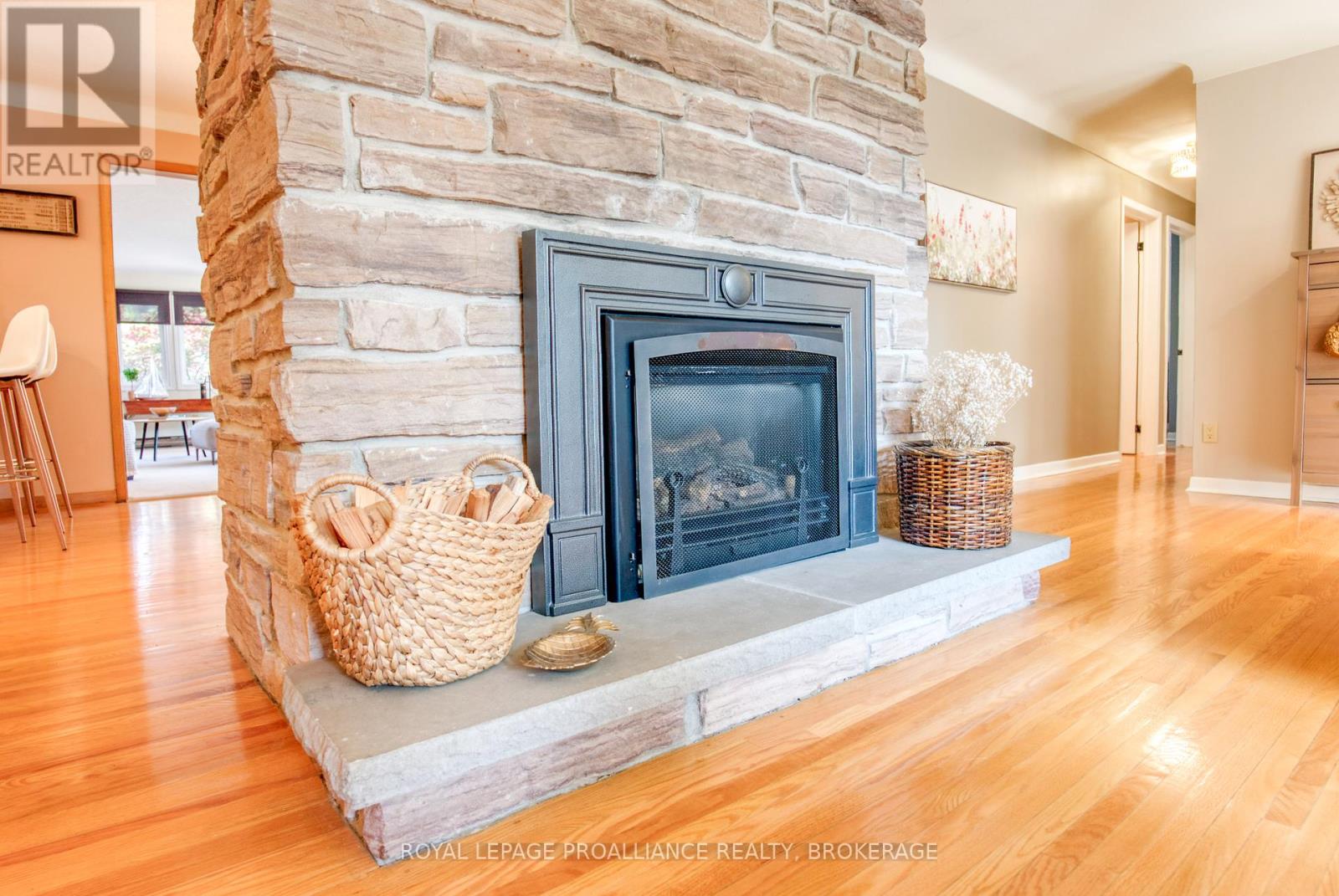 59 Fairway Hill Crescent Property Photo 9