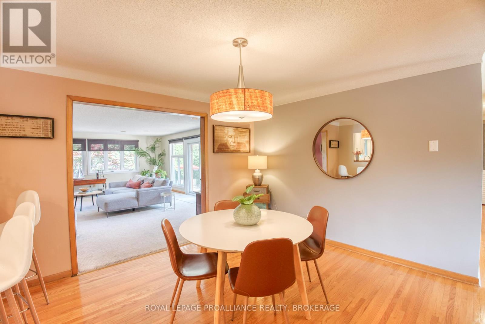 59 Fairway Hill Crescent Property Photo 11