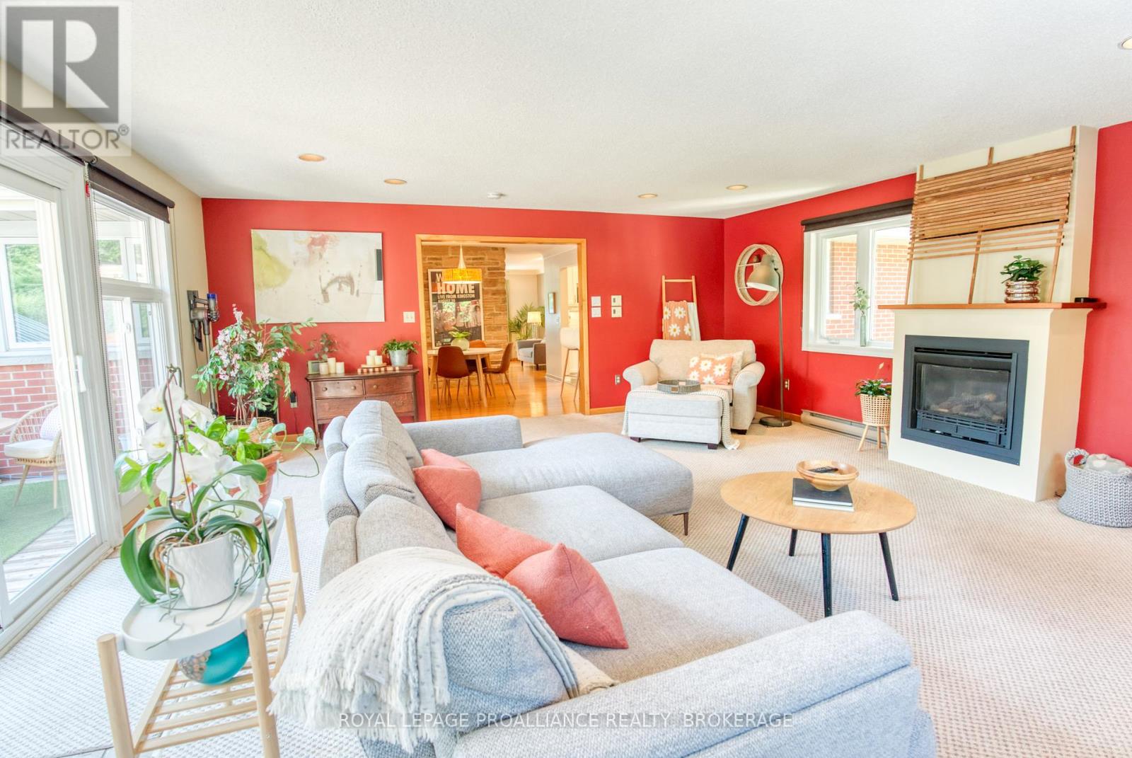 59 Fairway Hill Crescent Property Photo 12