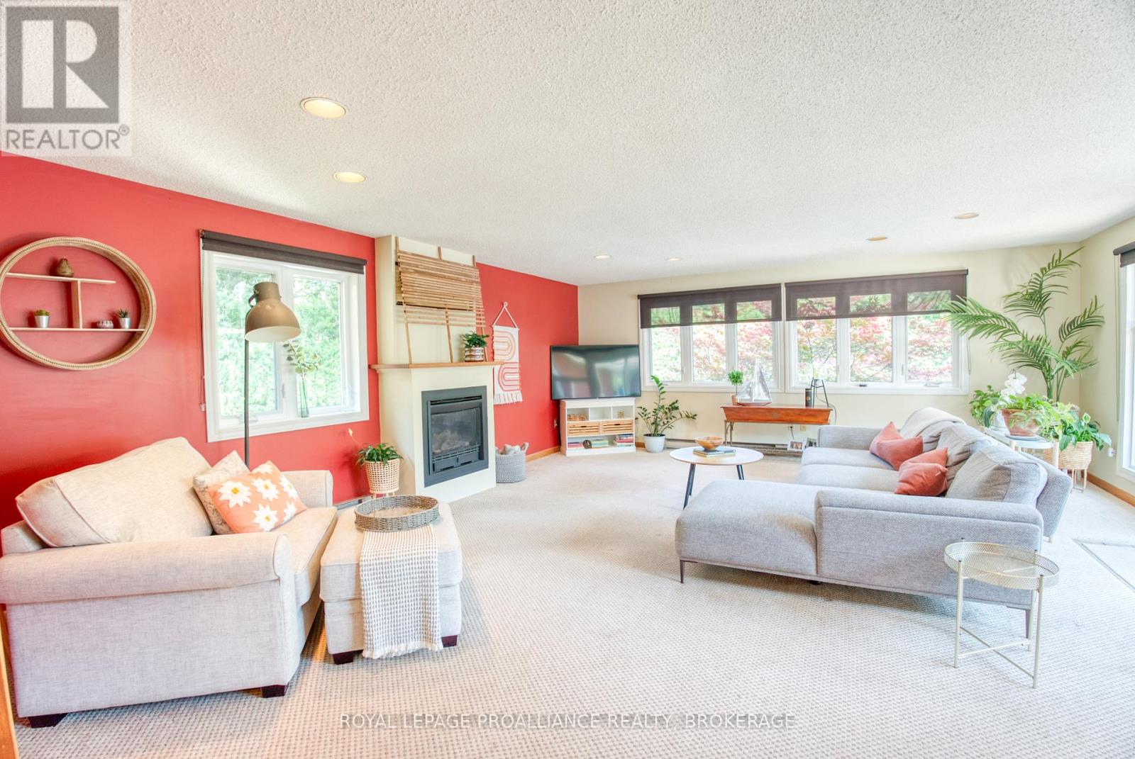 59 Fairway Hill Crescent Property Photo 15