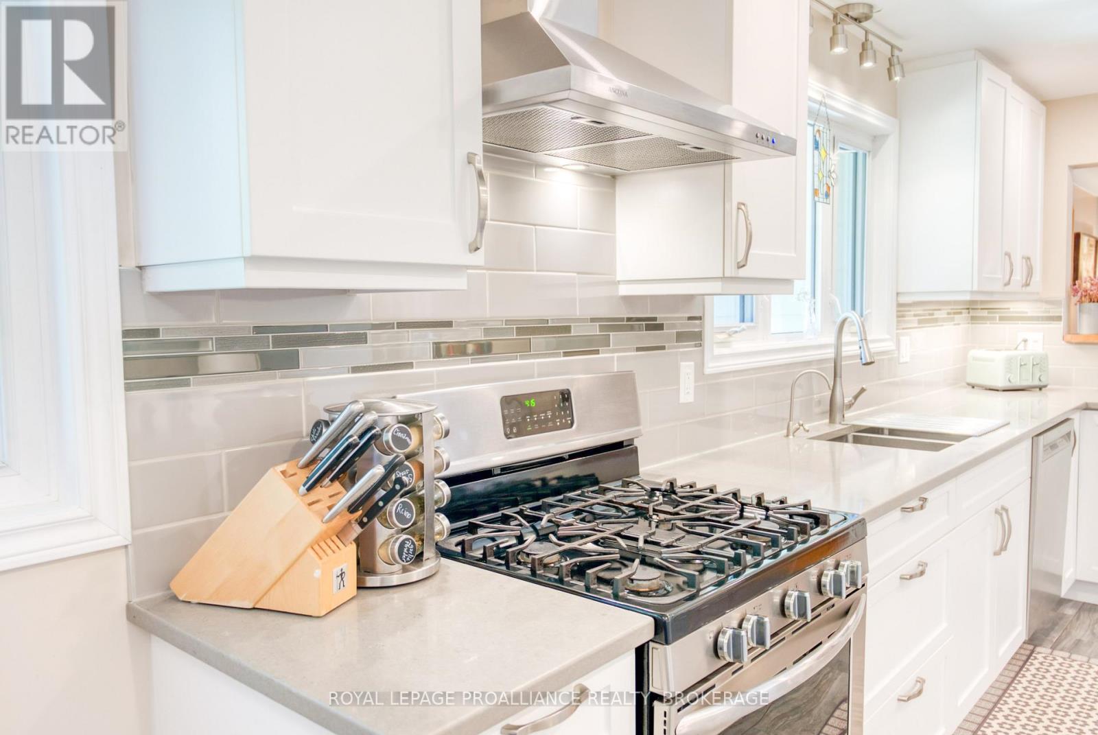 59 Fairway Hill Crescent Property Photo 21