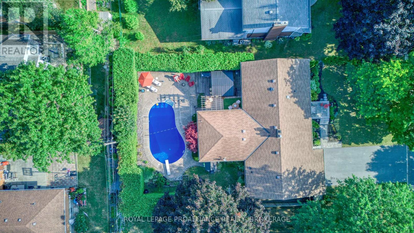 59 Fairway Hill Crescent Property Photo 46