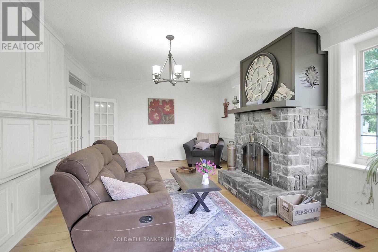 4655 Appleton Side Road Property Photo 16