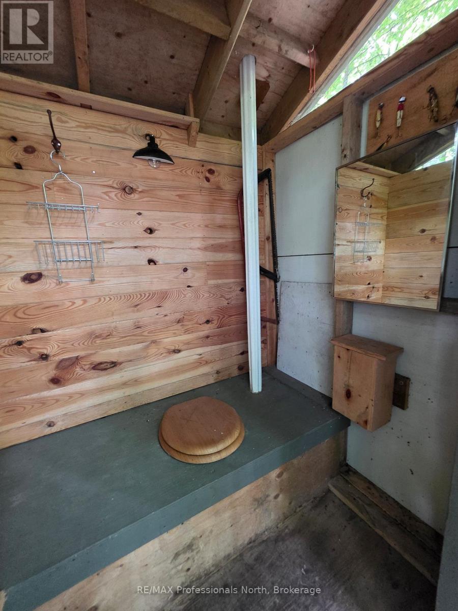 208 North Bay Lake Road Property Photo 22