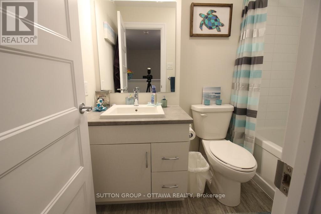 303 Rue De L Etang Street Property Photo 20