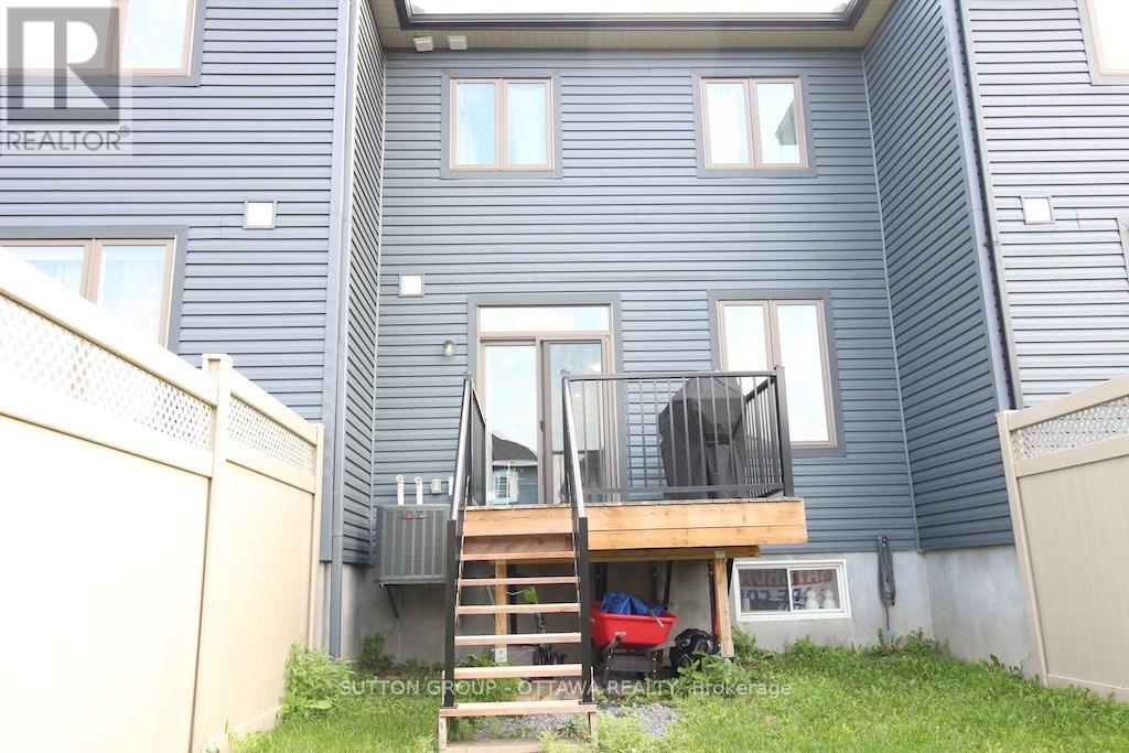 303 Rue De L Etang Street Property Photo 31