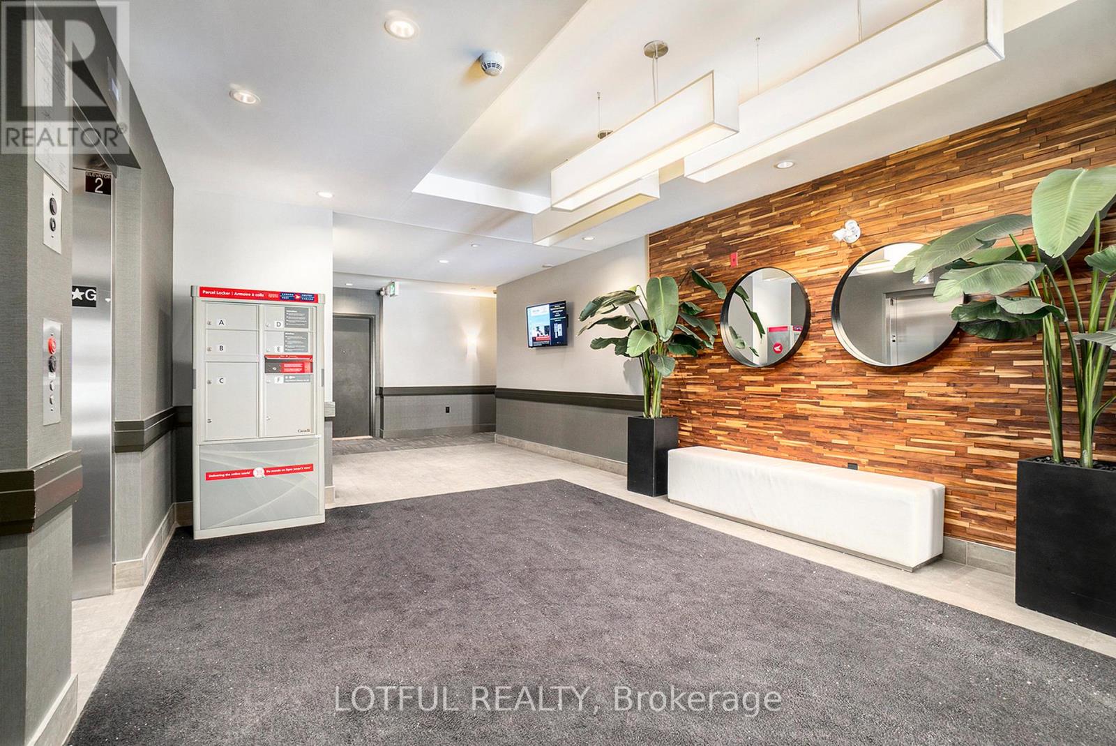 120 Prestige Circle #110 Property Photo 2