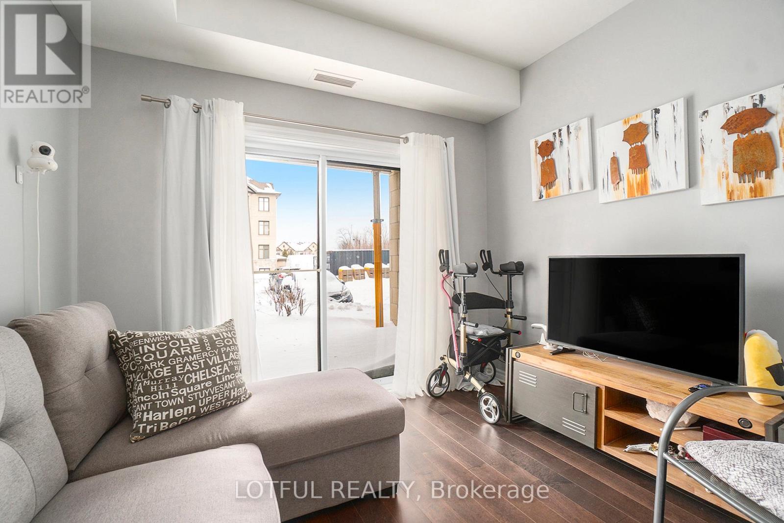 120 Prestige Circle #110 Property Photo 7