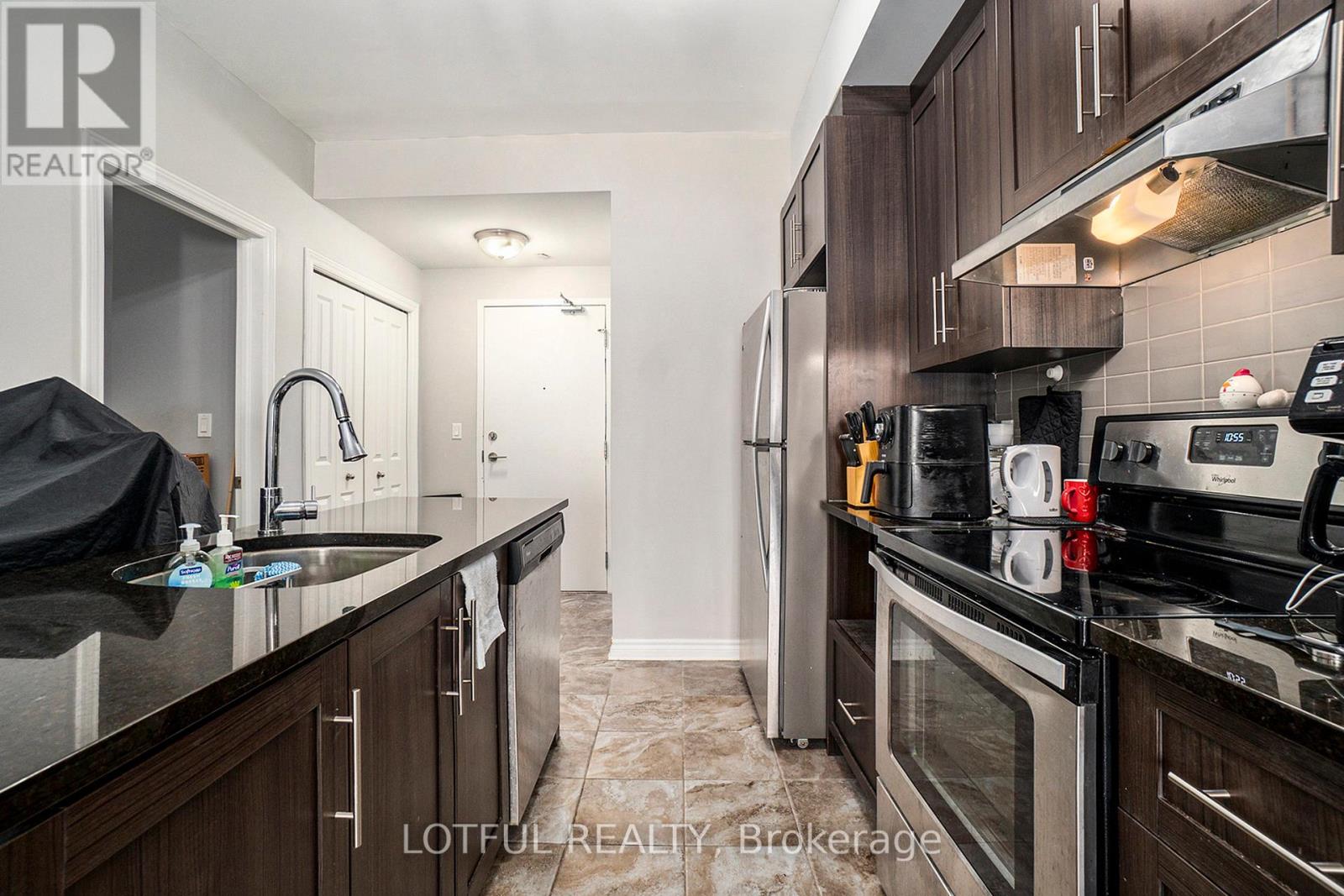 120 Prestige Circle #110 Property Photo 10