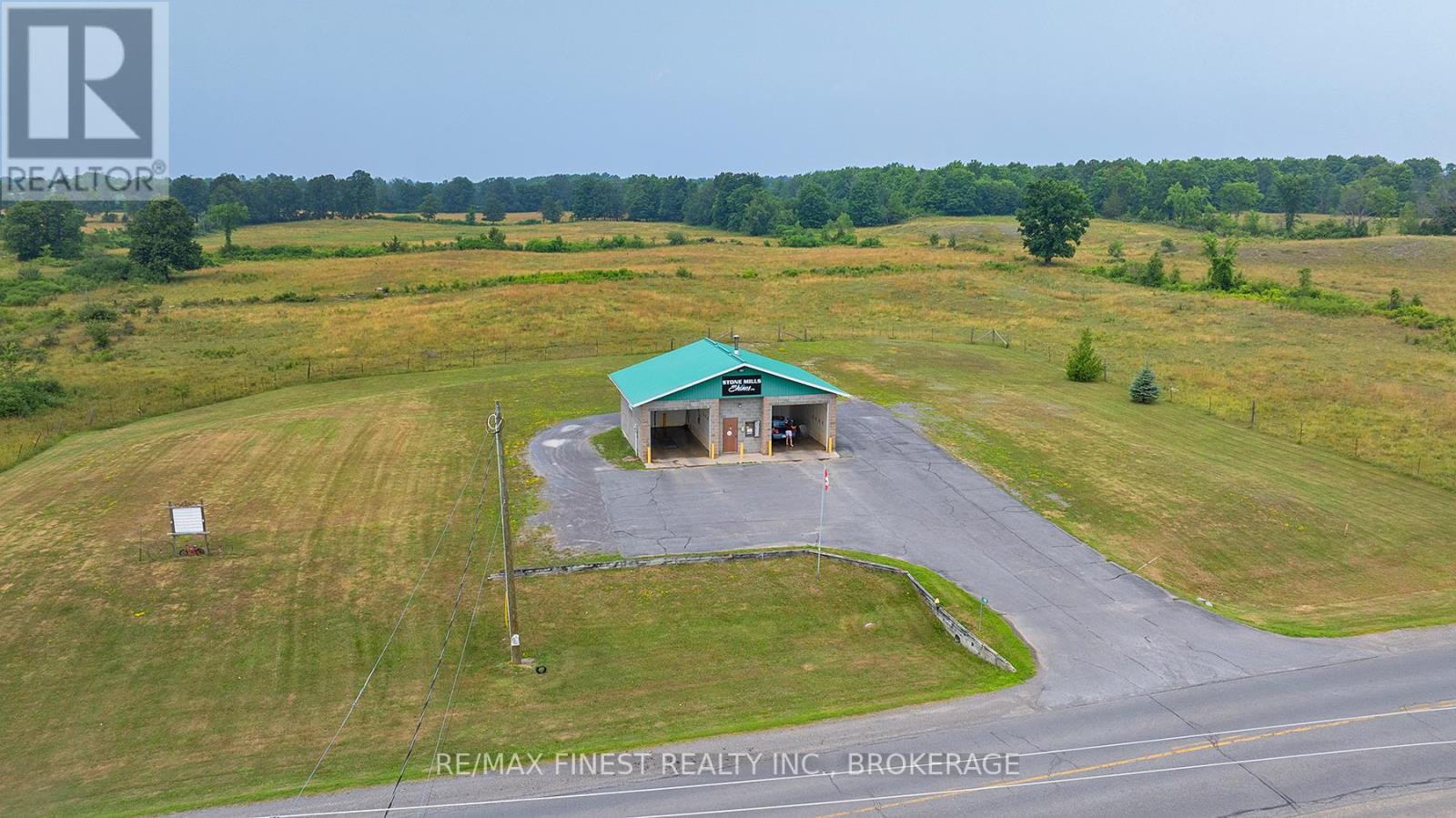 629 County Rd 4 Property Photo 9