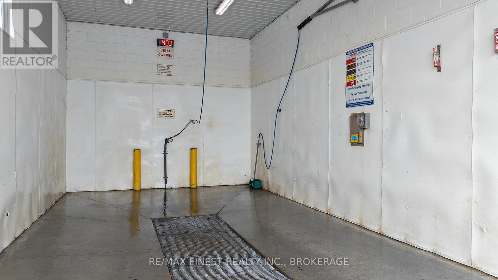 629 County Rd 4 Property Photo 16
