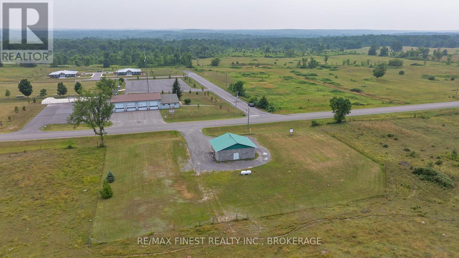 629 County Rd 4 Property Photo 19