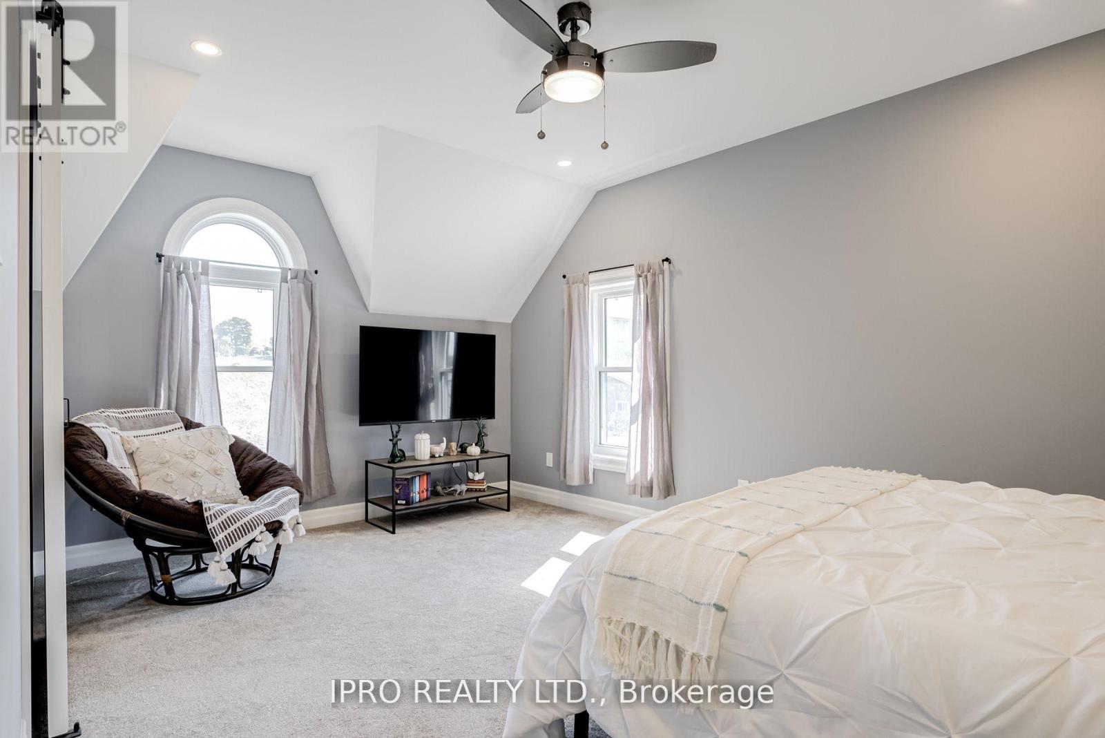 403428 Grey Rd 4 Road Property Photo 11