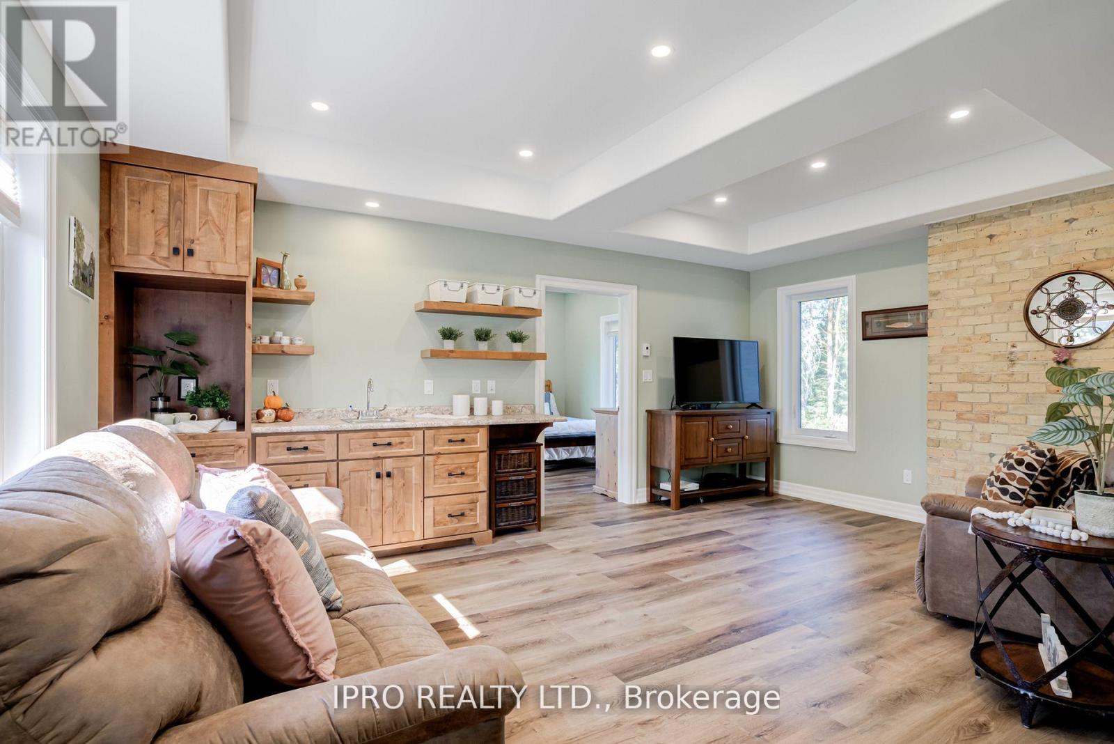 403428 Grey Rd 4 Road Property Photo 16