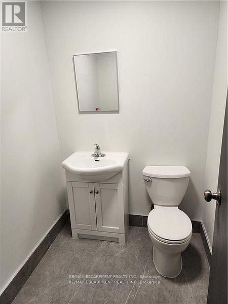 104b - 1100 South Service Road Property Photo 3