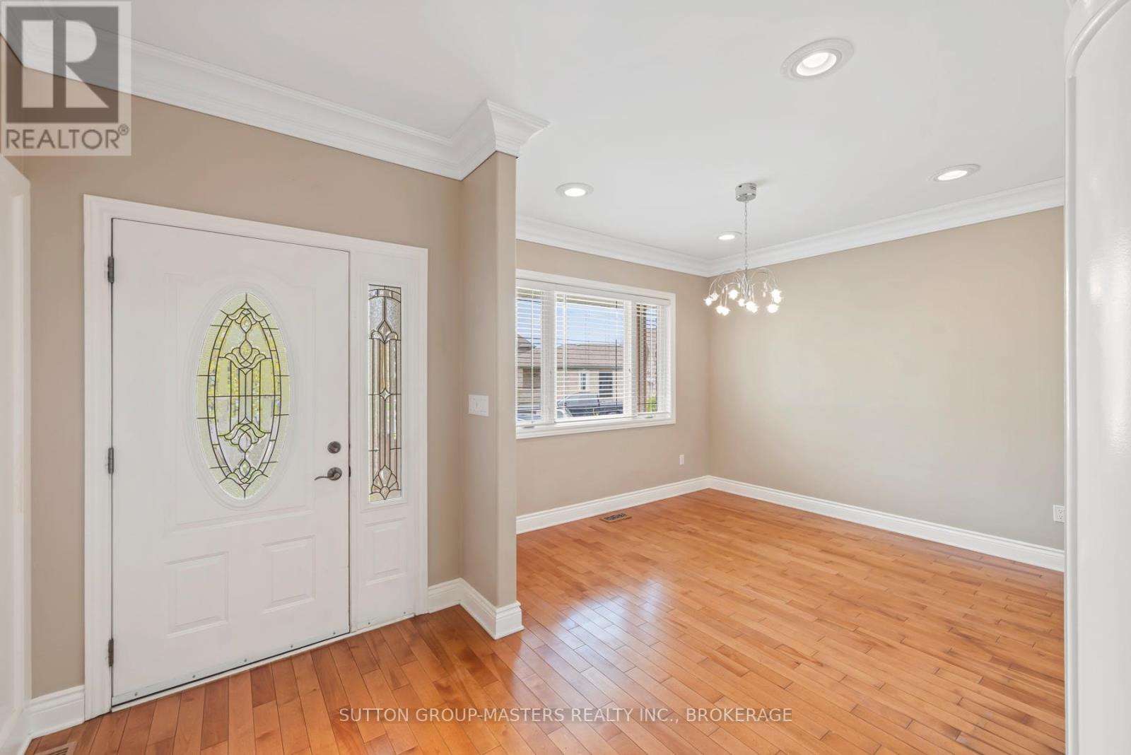 221 Amy Lynn Drive Property Photo 2