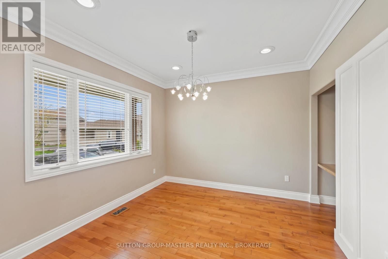 221 Amy Lynn Drive Property Photo 3