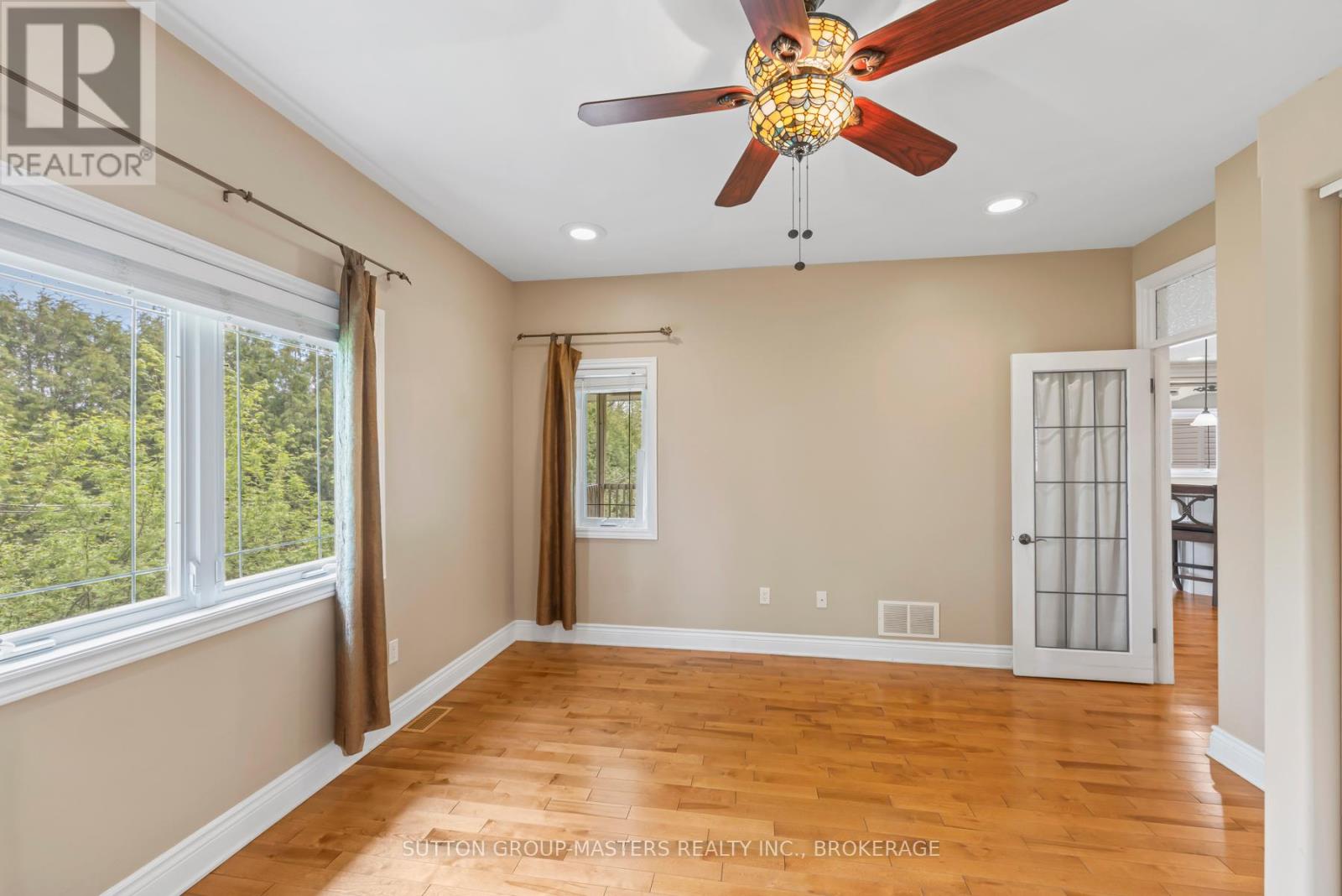 221 Amy Lynn Drive Property Photo 17