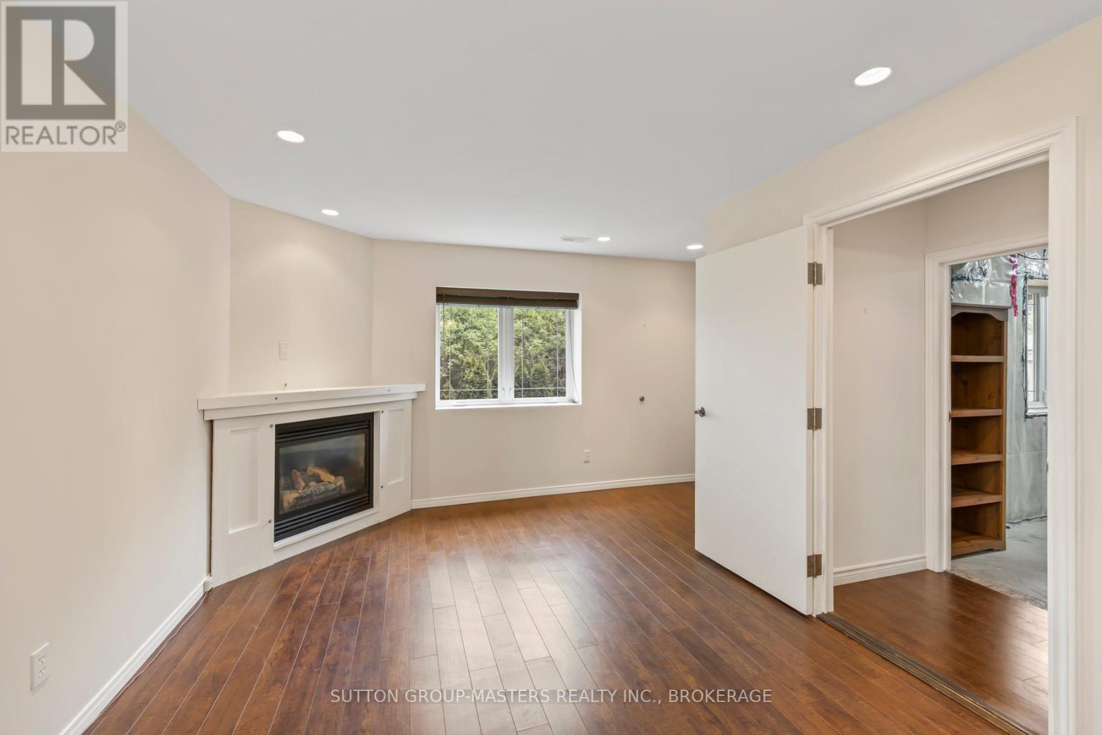 221 Amy Lynn Drive Property Photo 28