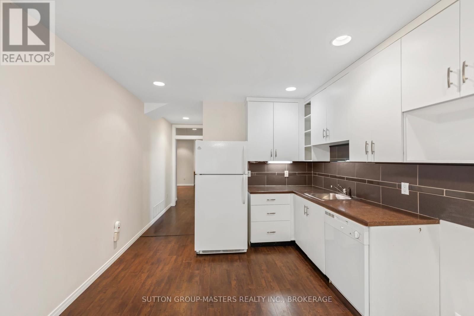 221 Amy Lynn Drive Property Photo 31