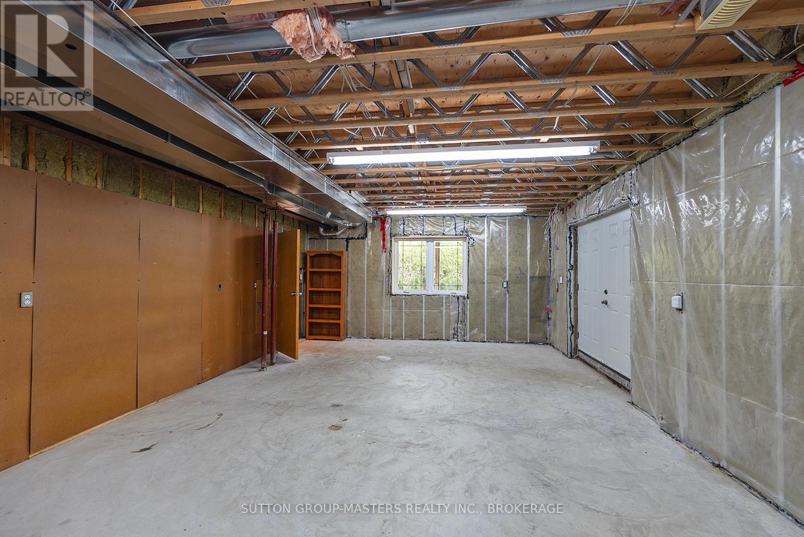 221 Amy Lynn Drive Property Photo 35
