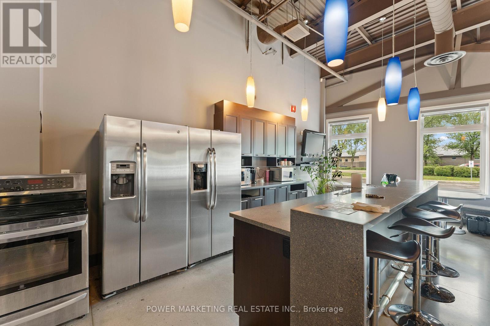 500 Lacolle Way Property Photo 4