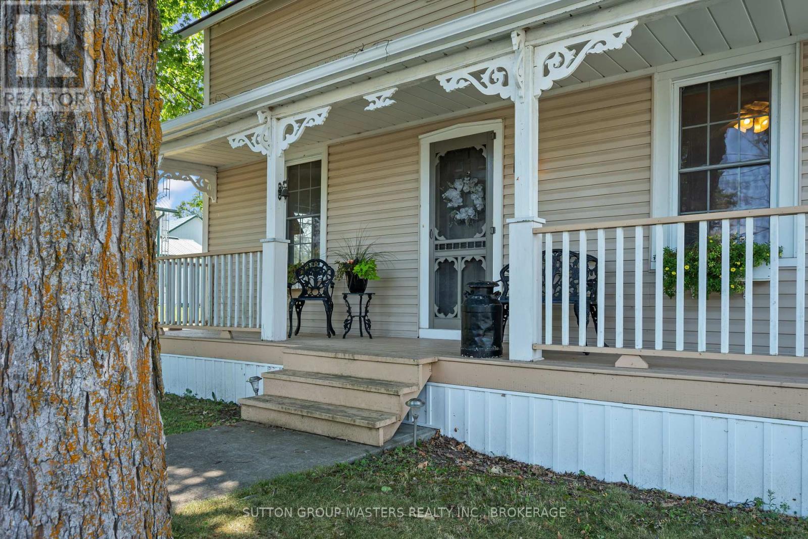 3995 Boyce Road Property Photo 4