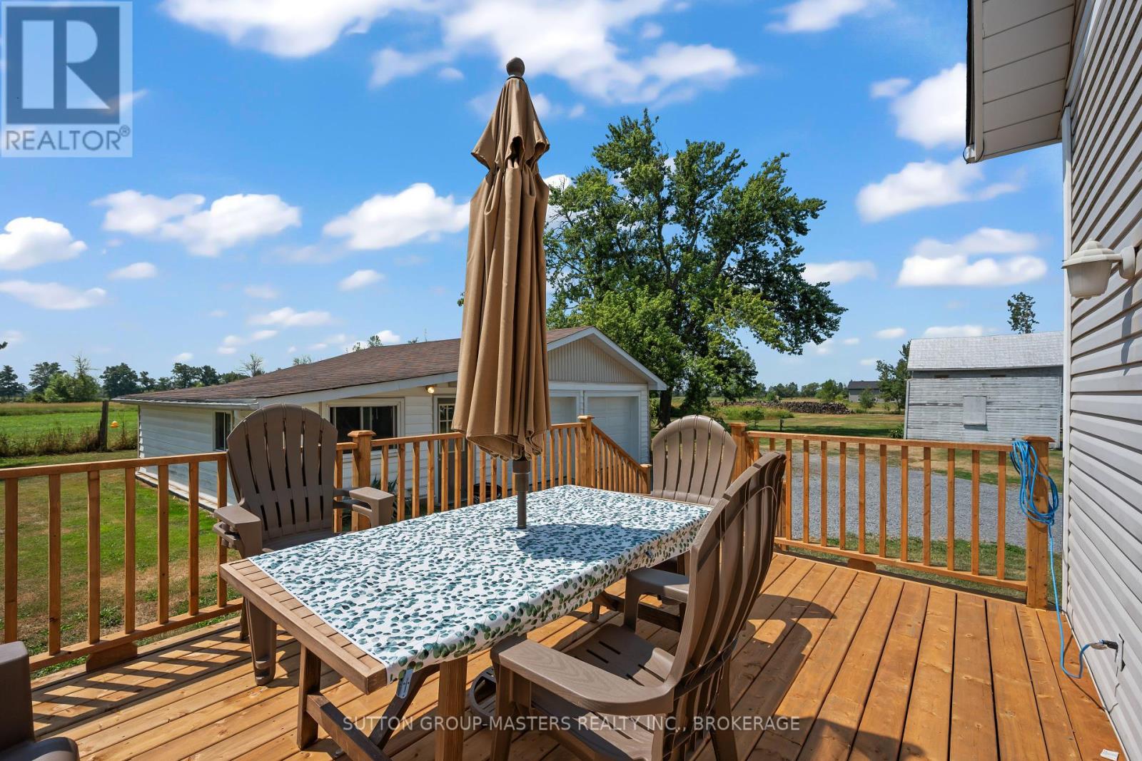 3995 Boyce Road Property Photo 10
