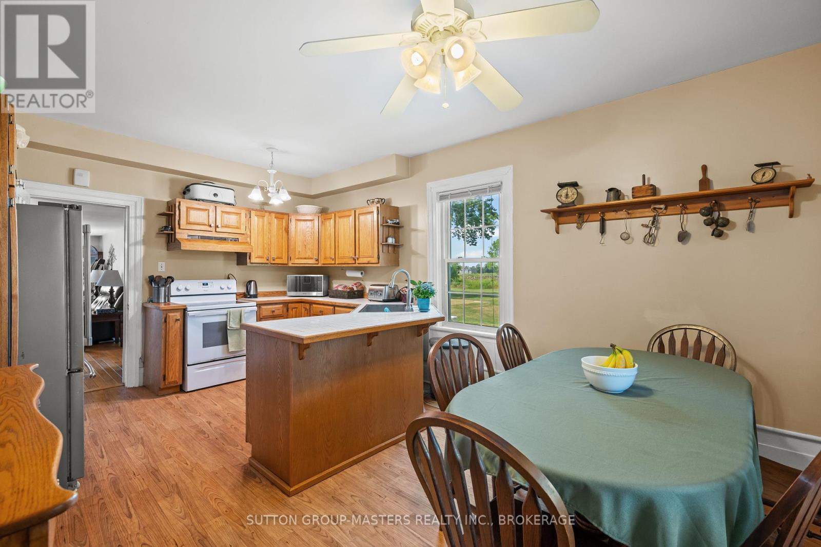 3995 Boyce Road Property Photo 14
