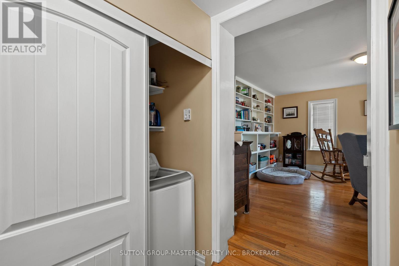 3995 Boyce Road Property Photo 23