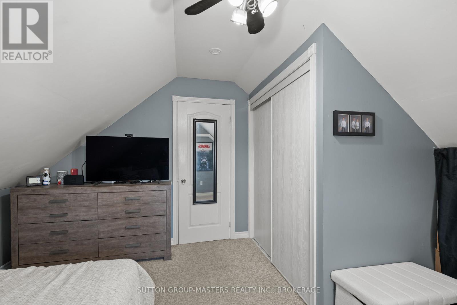 3995 Boyce Road Property Photo 39