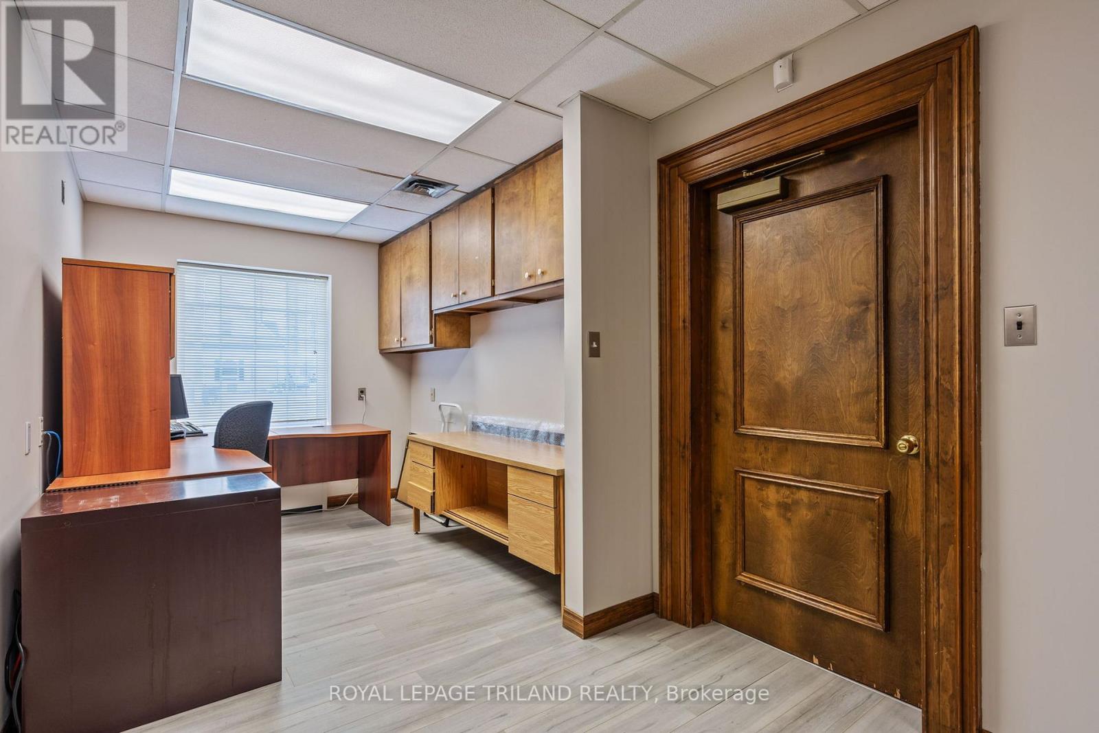 108 Centre St Property Photo 7