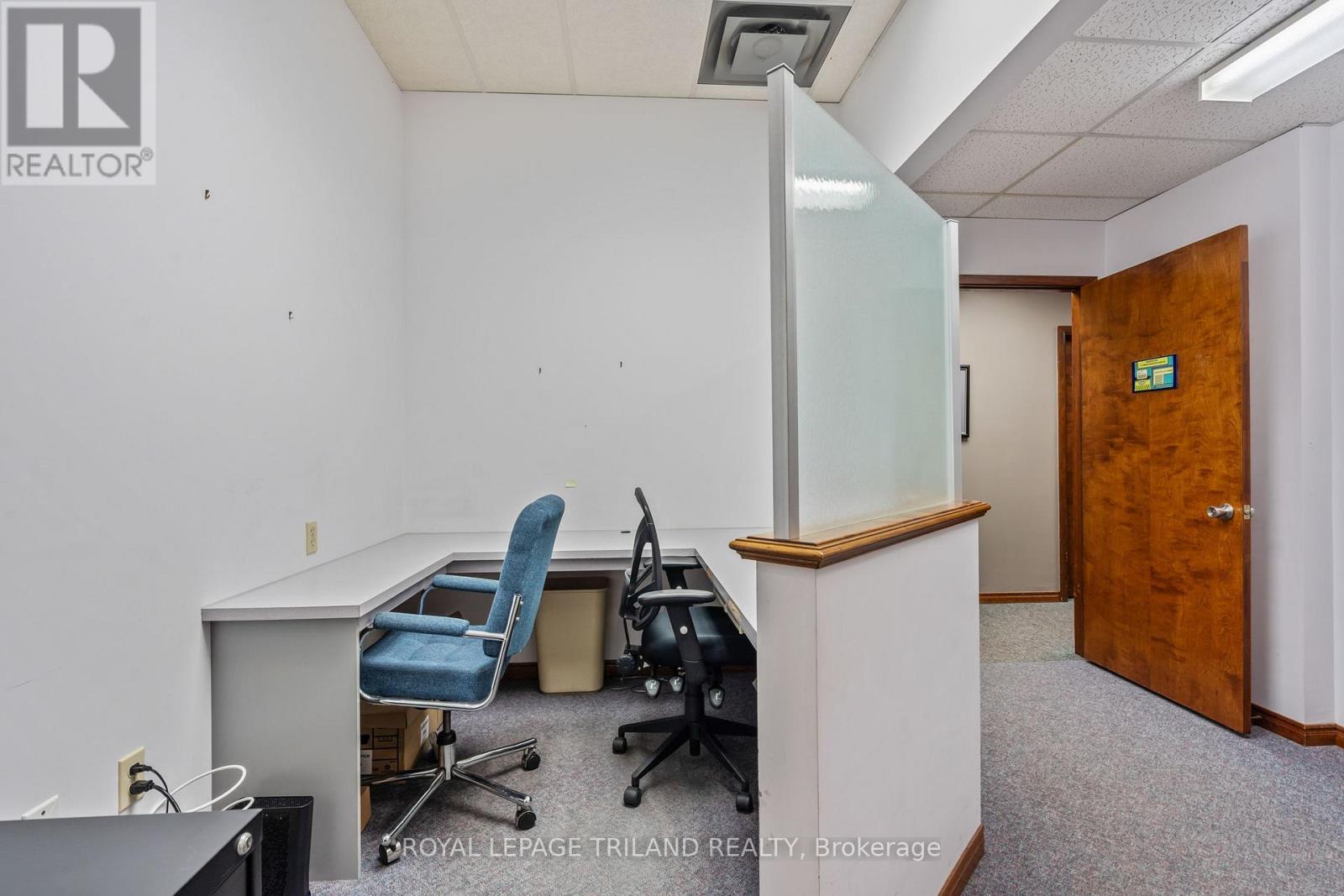 108 Centre St Property Photo 17