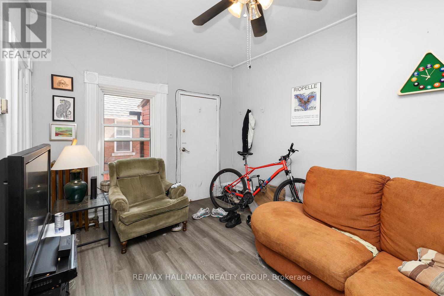 246 Laurier Avenue E Property Photo 23