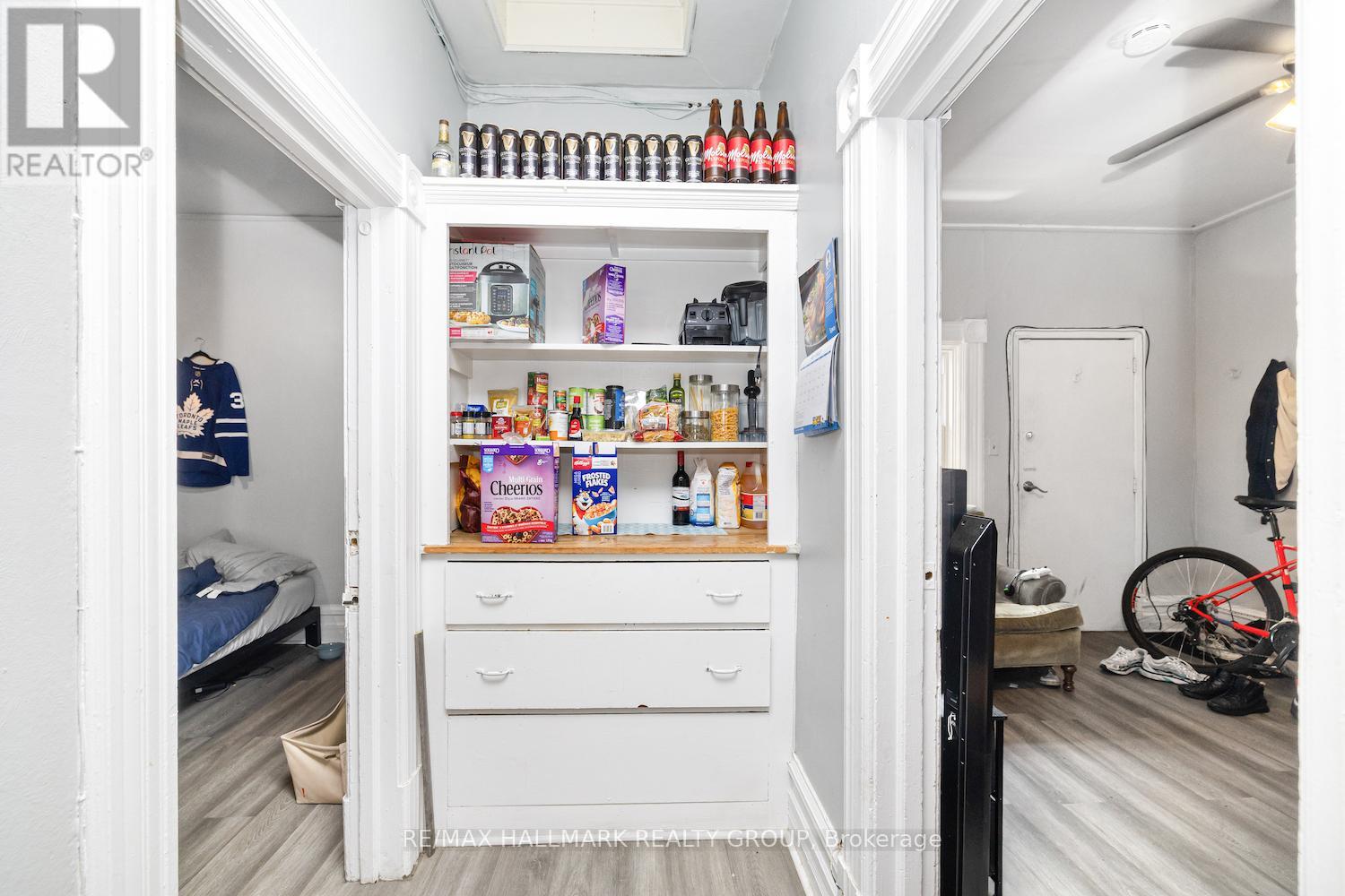 246 Laurier Avenue E Property Photo 27