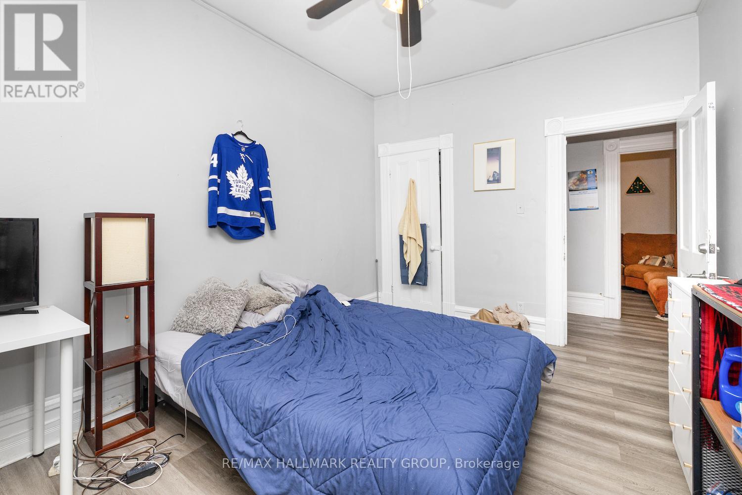246 Laurier Avenue E Property Photo 29