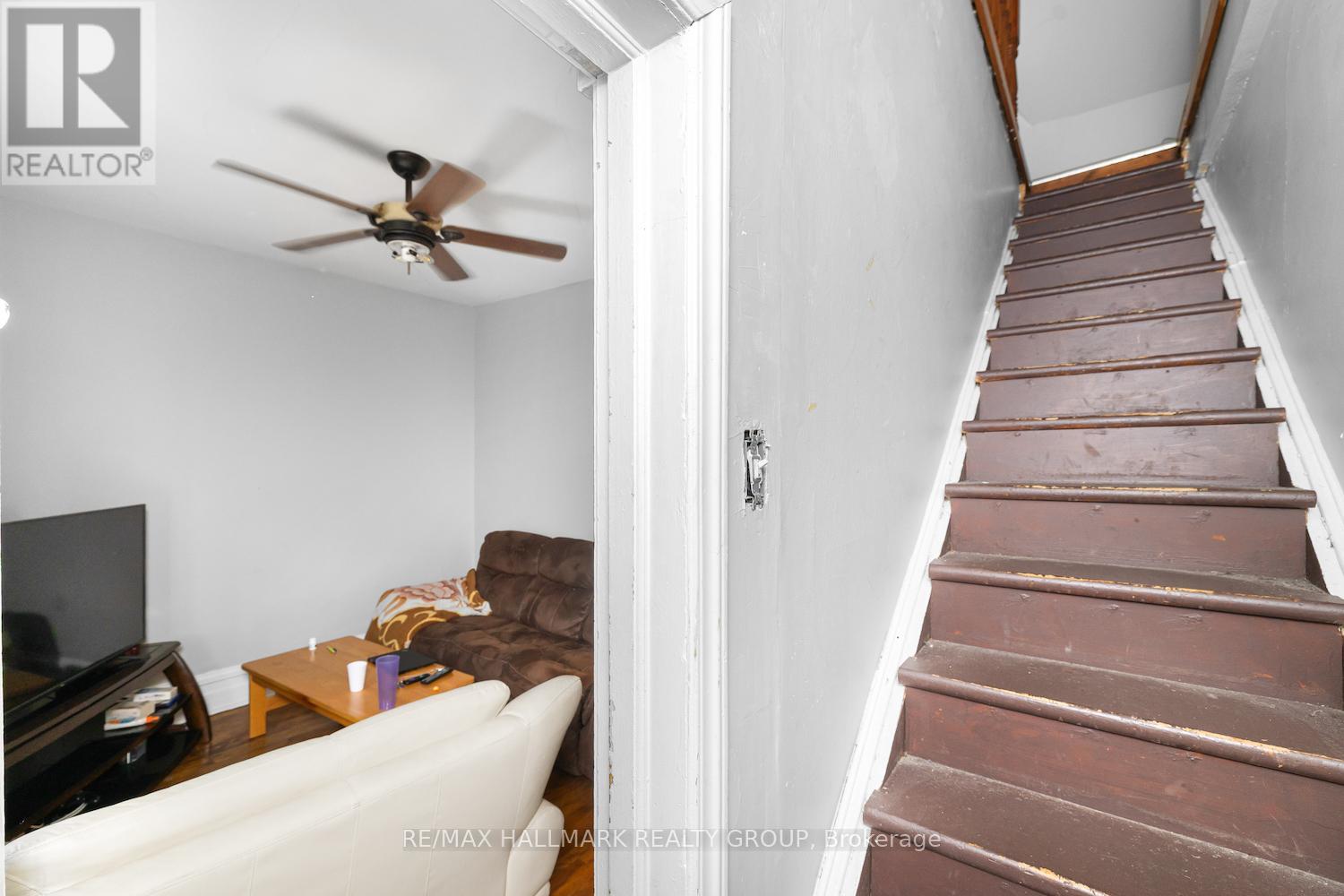 246 Laurier Avenue E Property Photo 40
