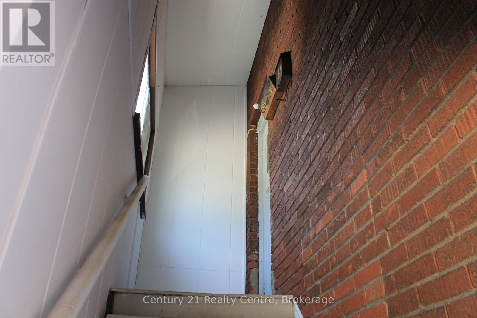 5124 Morrison Street Property Photo 3