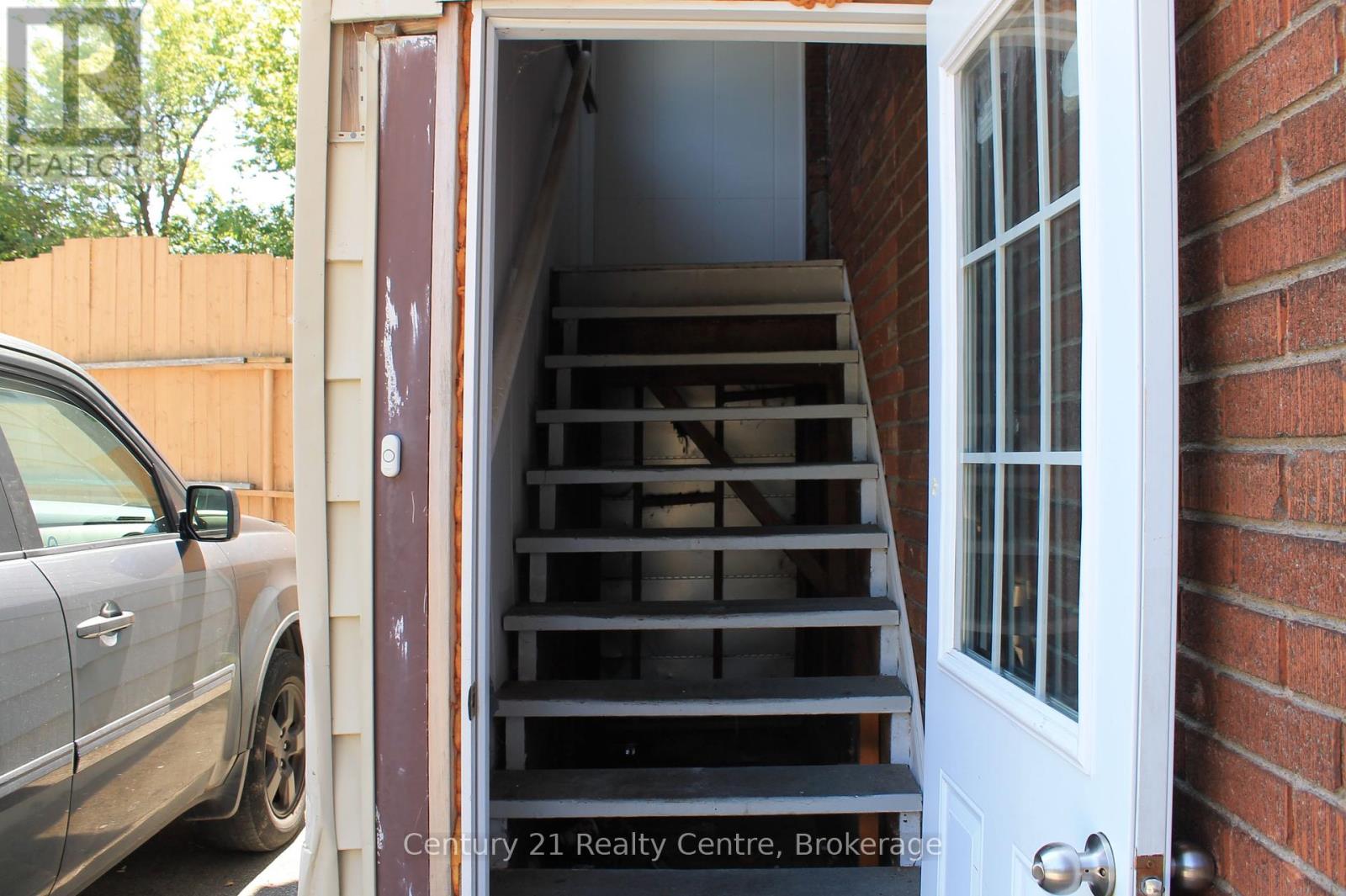 5124 Morrison Street Property Photo 5