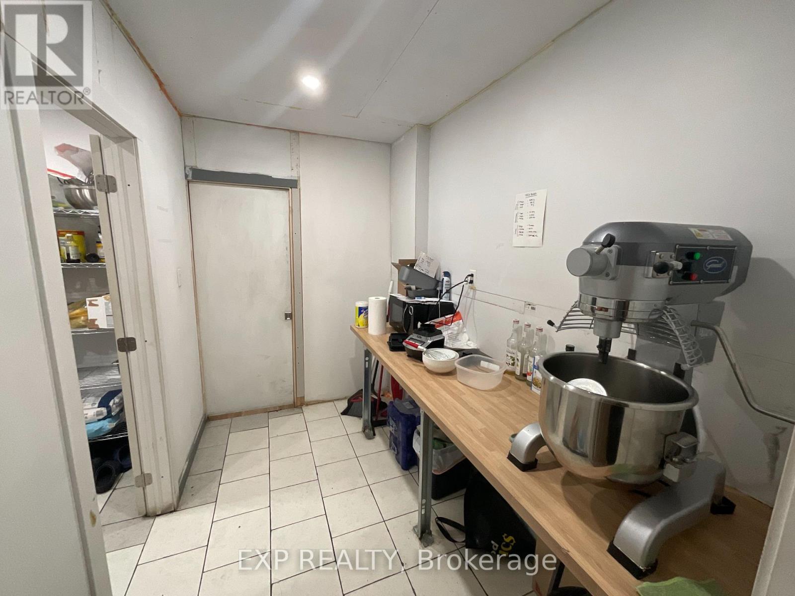 117 Bank Street Property Photo 16