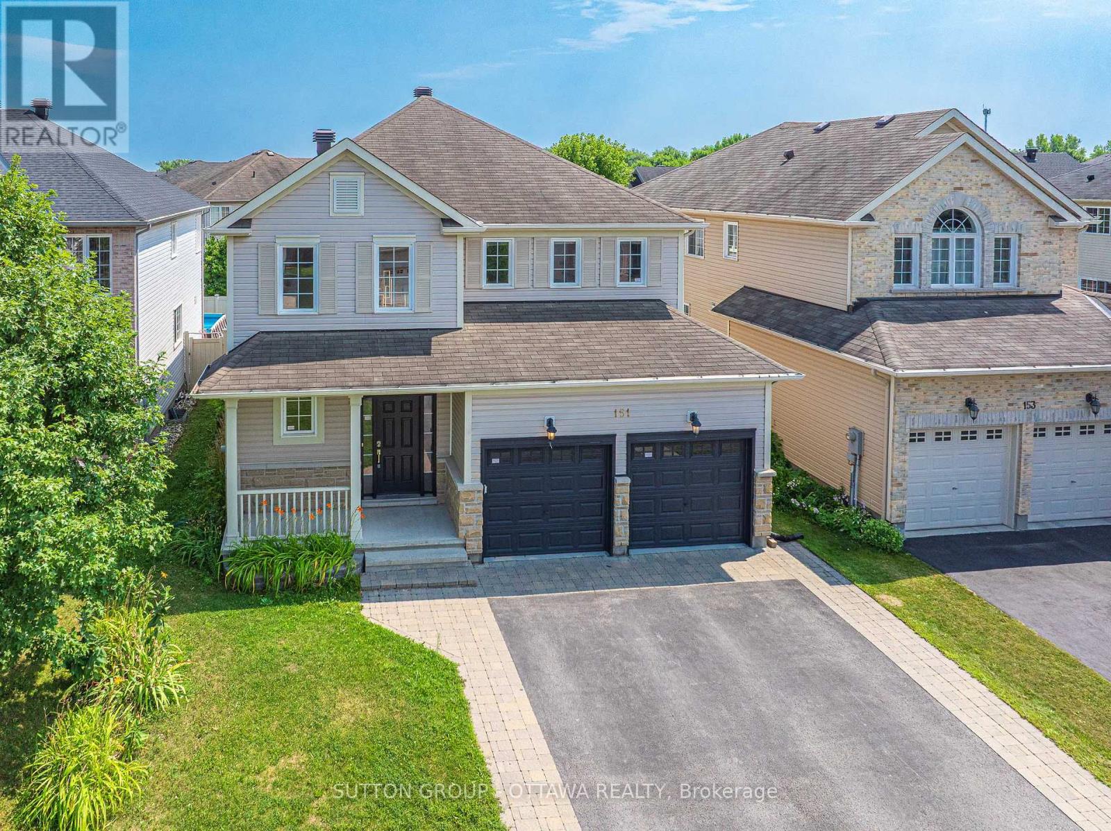 151 Windance Crescent Property Photo 2