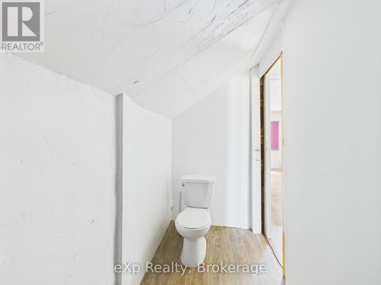315194 Highway 6 Property Photo 24