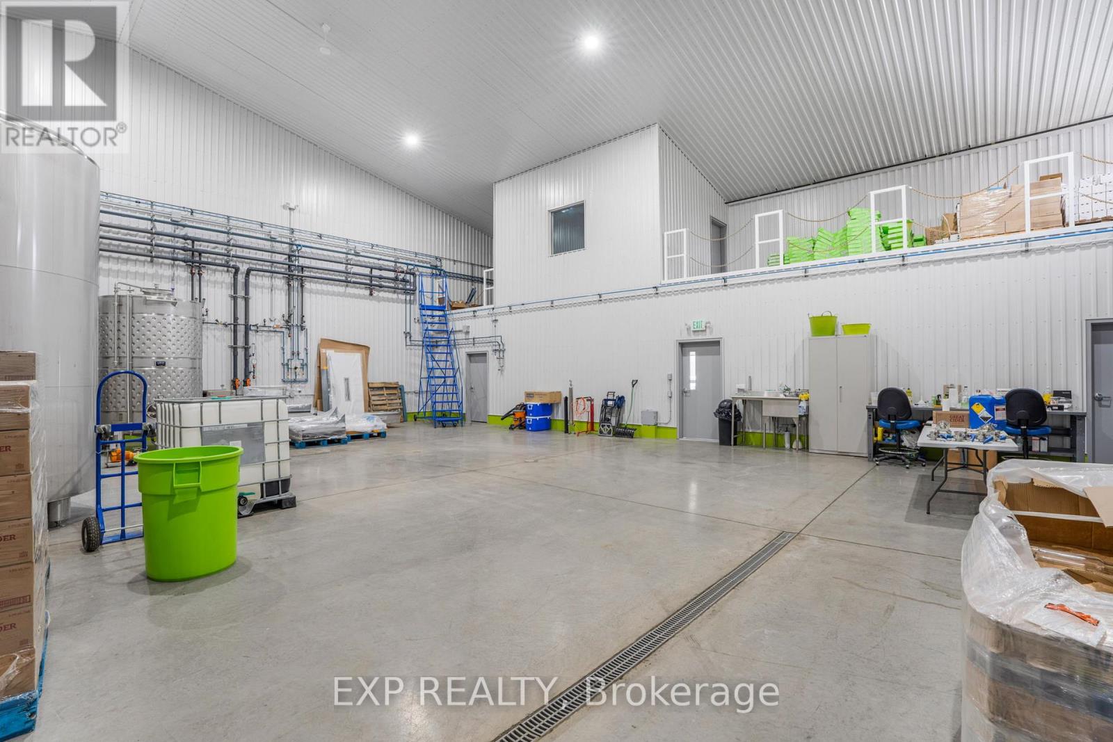 301 Industrial Boulevard Property Photo 11