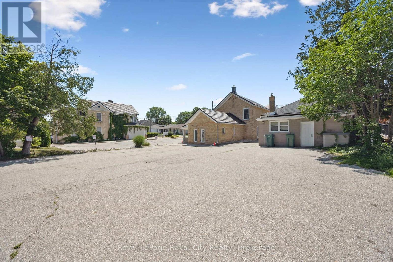 363 Woolwich Street Property Photo 30