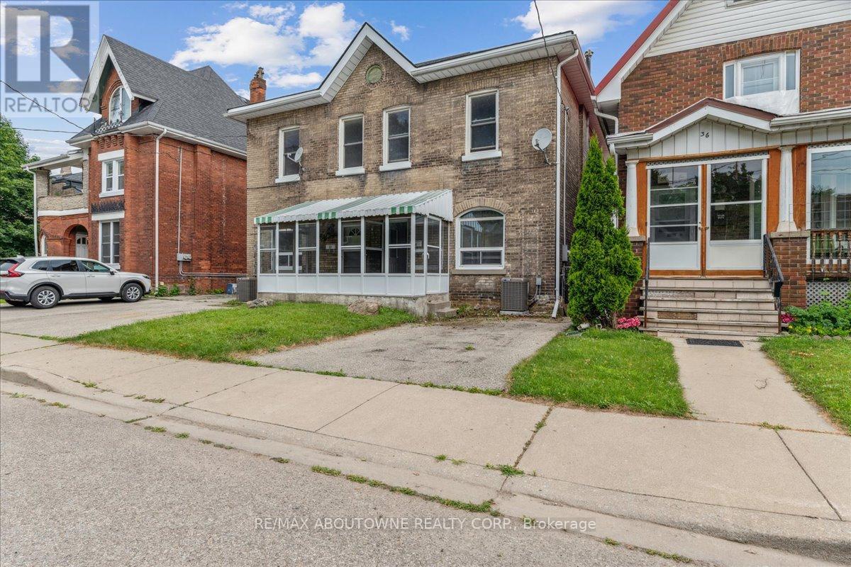32 Arthur Street Property Photo 1