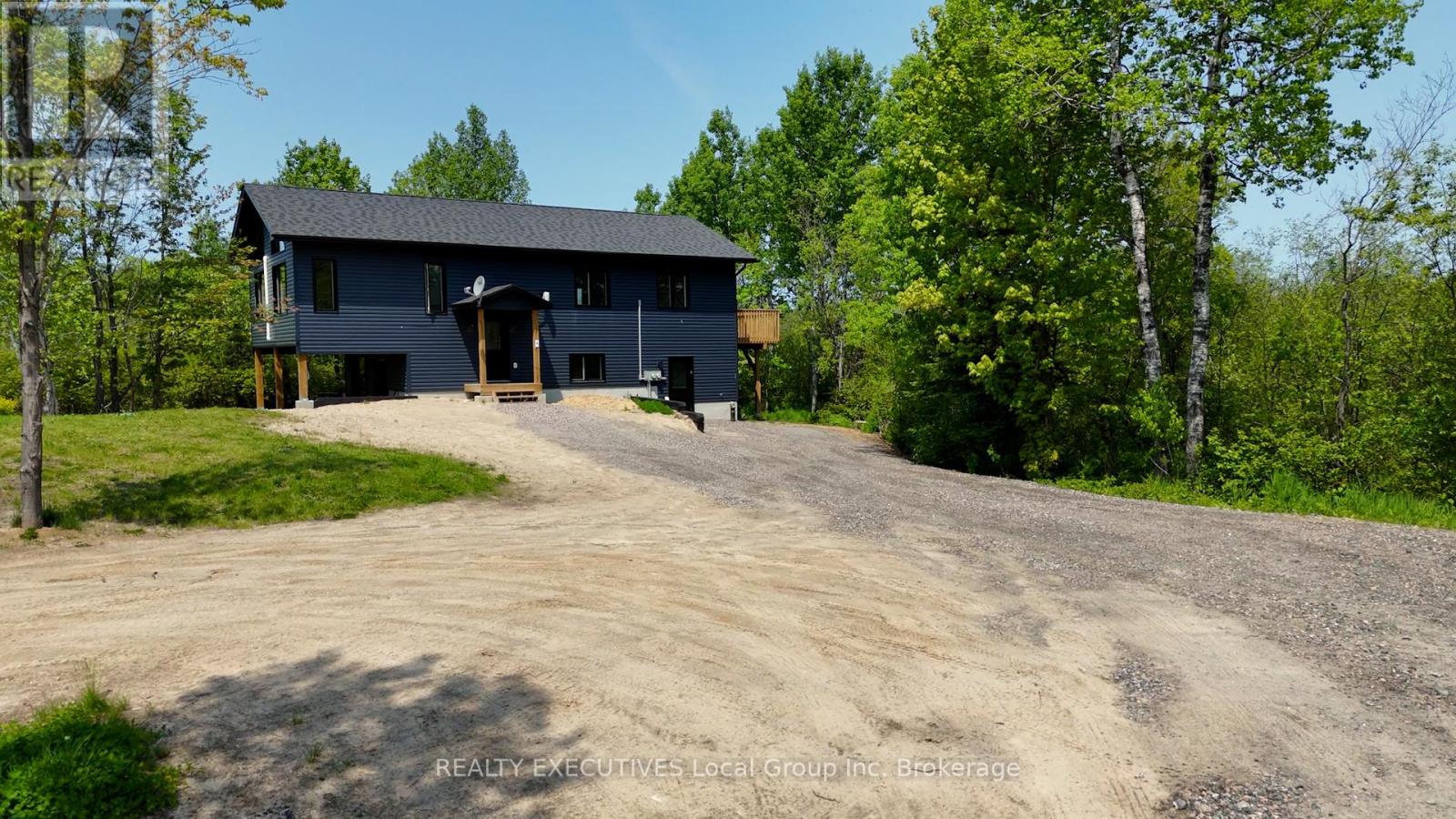 1276 Hart Road Property Photo 1