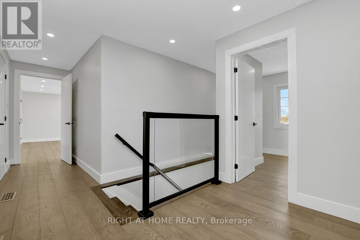 81 Canter Boulevard Property Photo 18